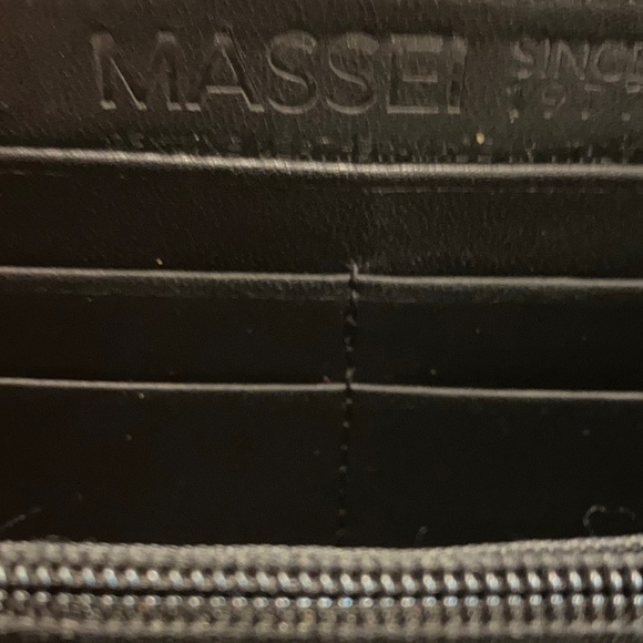 Chic Red Leather Wallet - Picture 4 of 5